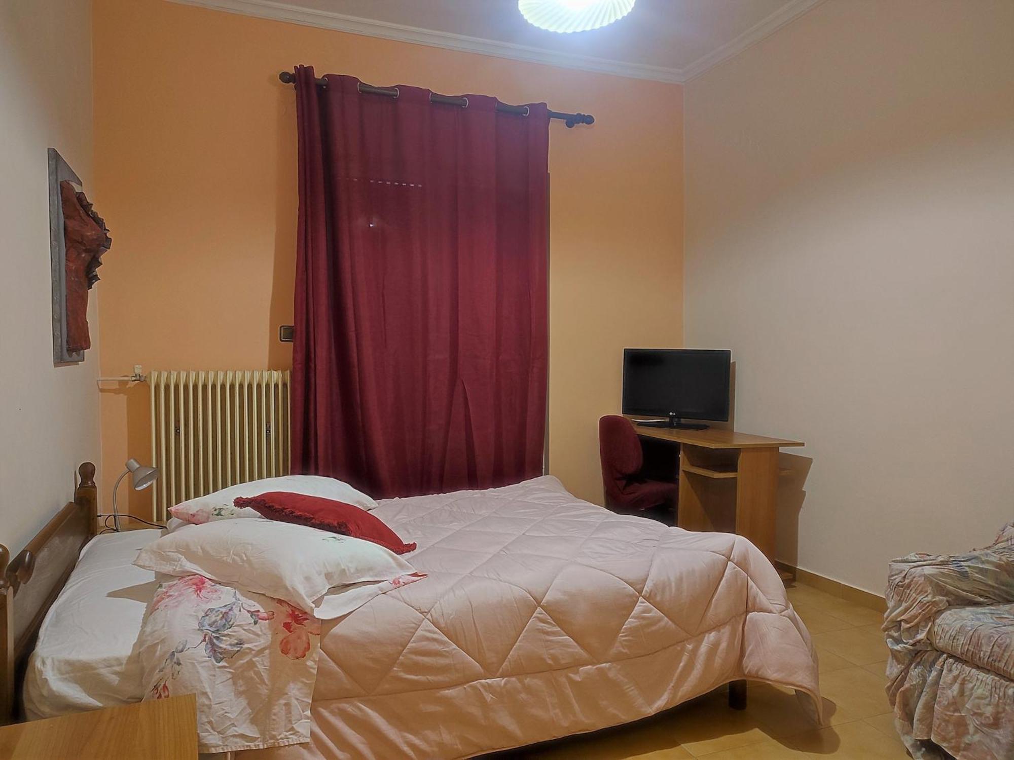 Mema'S Tranquil Studio In Patra - Free Parking Екстериор снимка